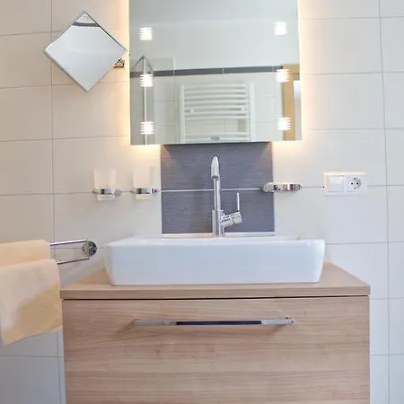 מלון Waldhotel Forellenhof 3*