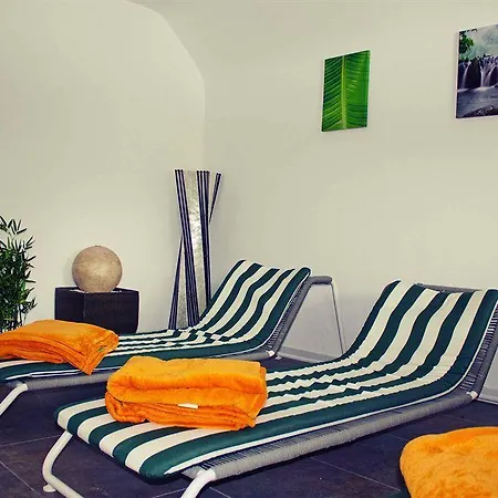 Waldhotel Forellenhof מלון באדן-באדן