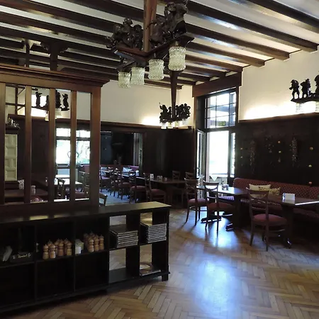 Hotel Waldhotel Forellenhof 3*