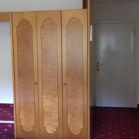 Hotel Waldhotel Forellenhof 3*